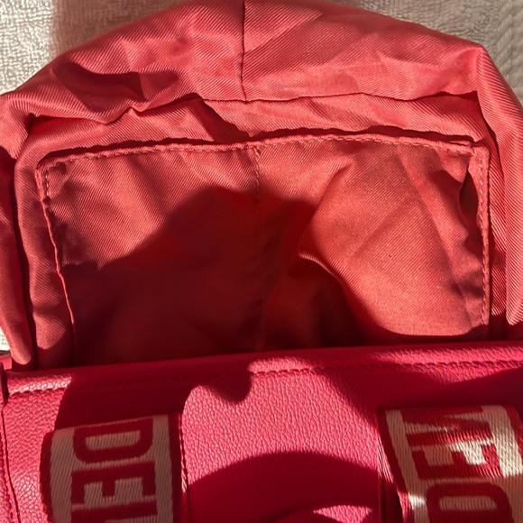 Steve Madden Pink BMinnie Crossbody handbag purse w/mini bag, shoulder strap New - Picture 9 of 14